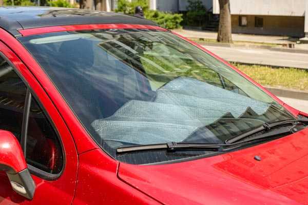 Can Your Windshield Crack From Heat Explained