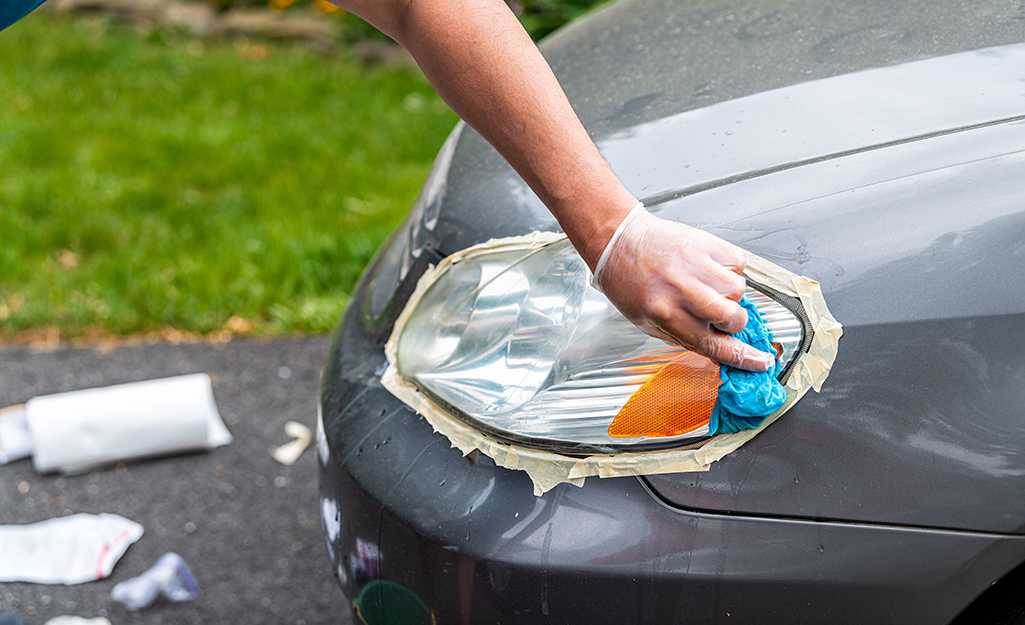 How To Clean Car Front Light Glass Effectively