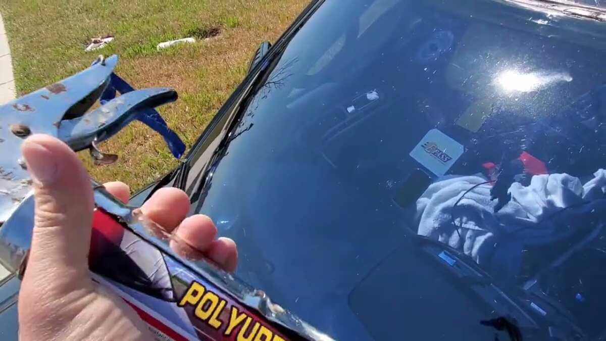 misaligned windshield urethane