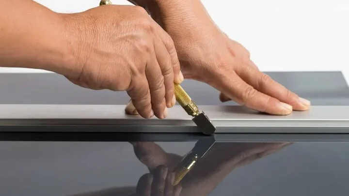 Does Home Depot Cut Glass? Here’s the Answer