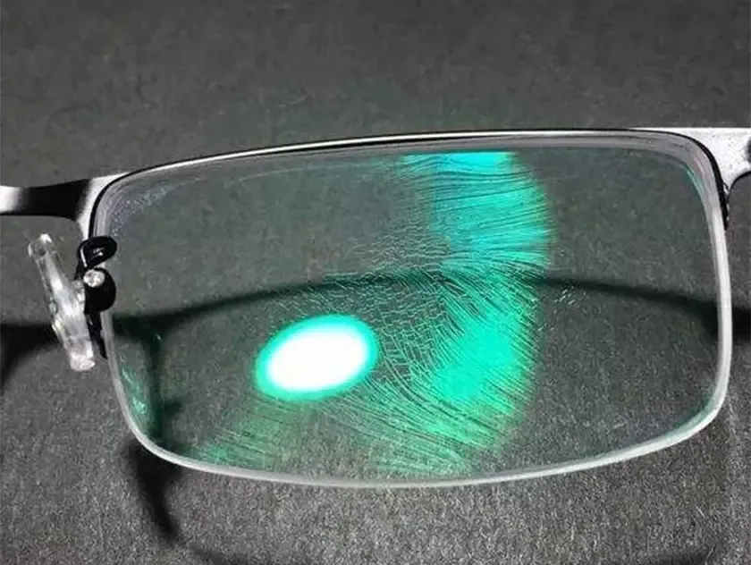 scratches on blue light coating
